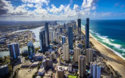 2月18日SURFERS Paradise 是房地产销售的王者